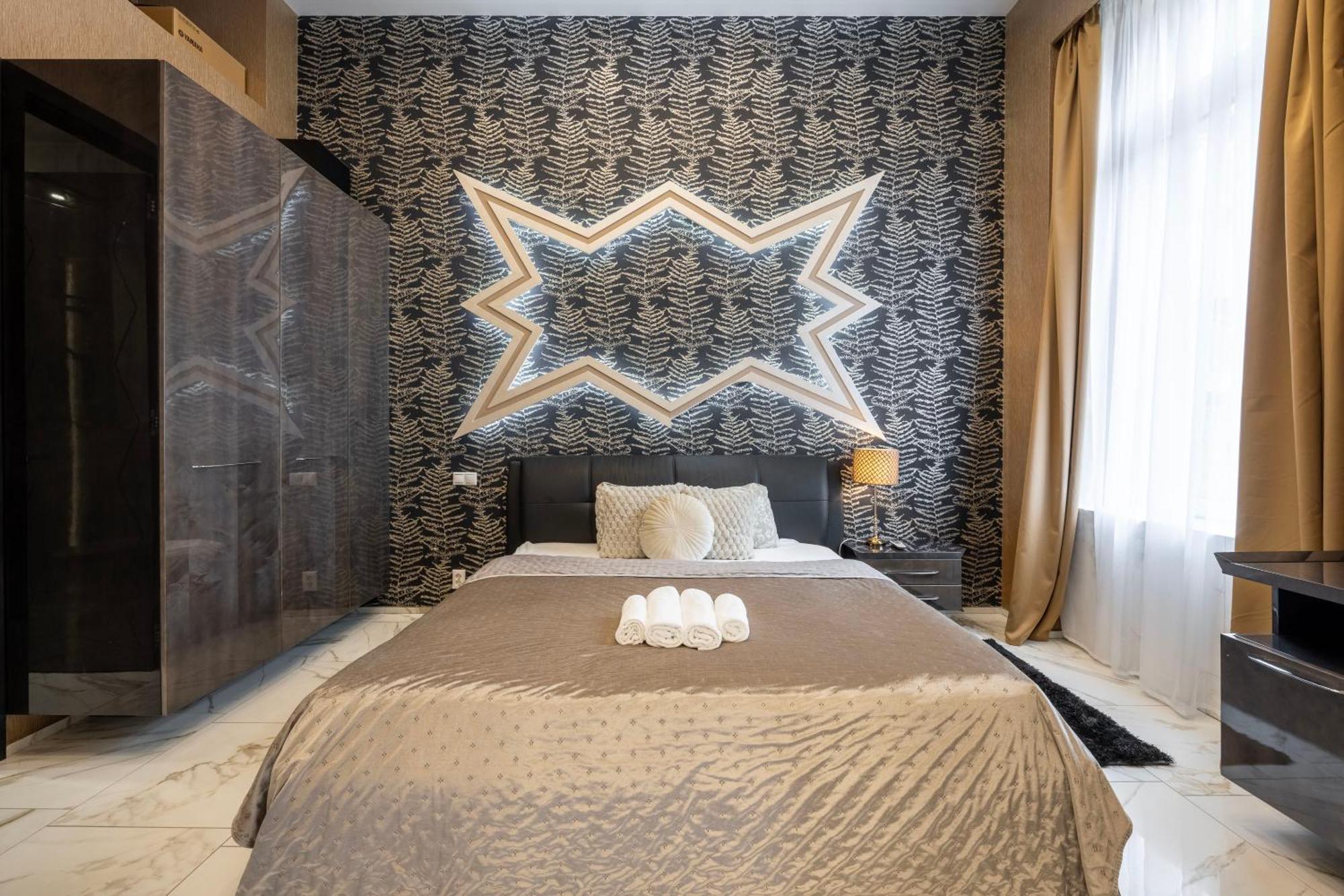Extravagant & Modern Grand In The Center Of Budapest